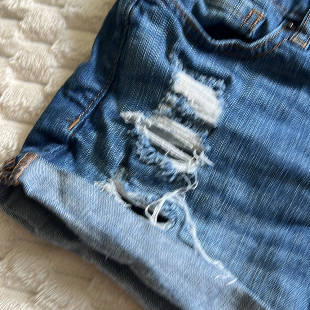 Aeropostale Ripped Jean Shorts - Picture 2 of 7
